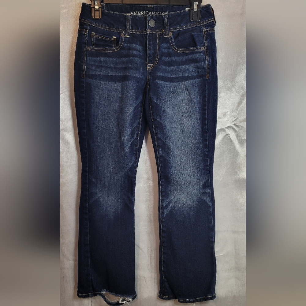 American Eagle Outfitters Women's Straight Leg Jeans VINTAGE CLASSIC